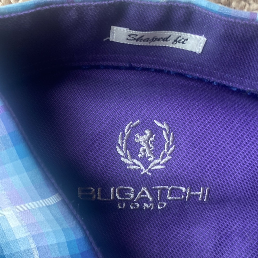 Bugatchi Man’s Button Down Shirt - image 2